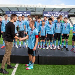 U15-25