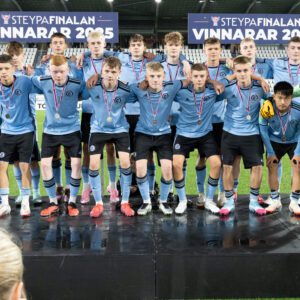 U17-27