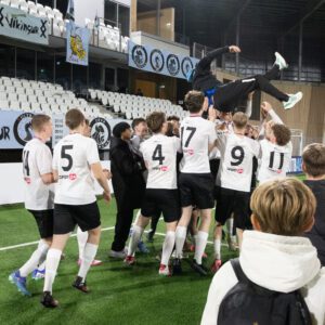 U17-31