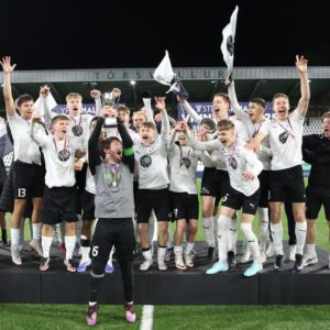 U21-28