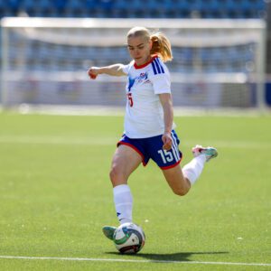 A_Kvinnur_Andorra-Foroyar_0-5_Venjingardystur_Foto_Johanna_Thomsen_09-10-2026-03